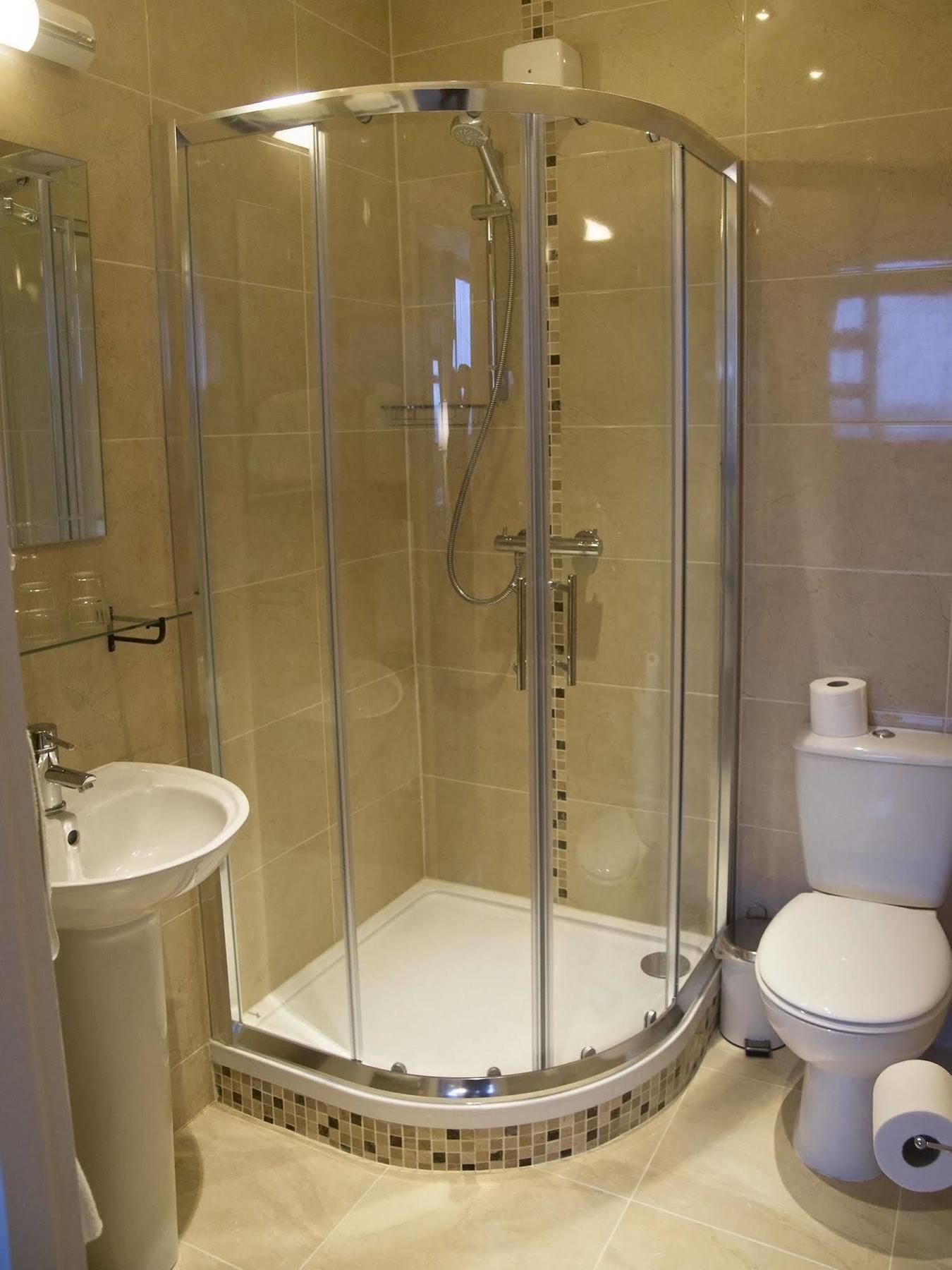 Hillview Self Catering Apartment Lusk Ngoại thất bức ảnh
